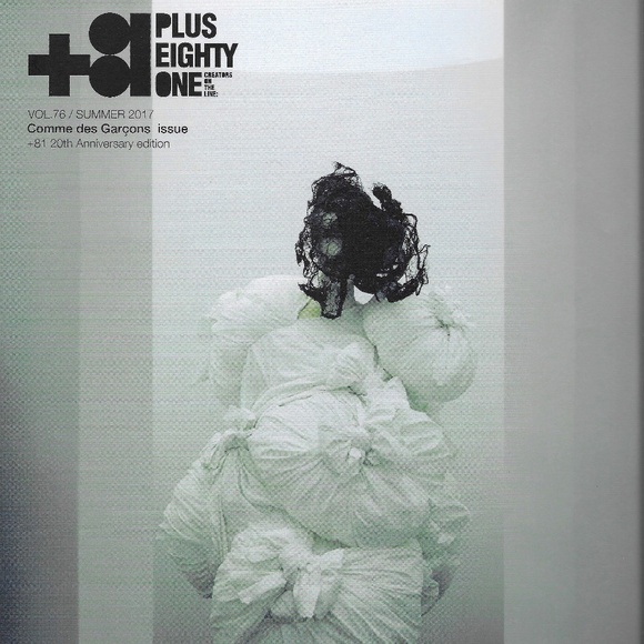 Comme des Garçons Issue Vol 76 Book - Picture 1 of 2
